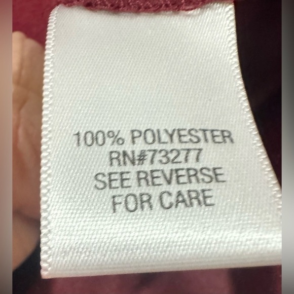 croft & barrow Women’s Blouse Long Sleeve Zip Up Shirt Blouse Burgundy Size M - Picture 10 of 11